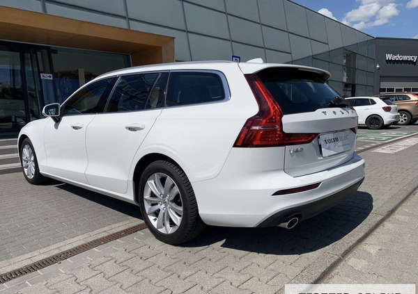 Volvo V60 cena 139900 przebieg: 57000, rok produkcji 2021 z Kraków małe 301